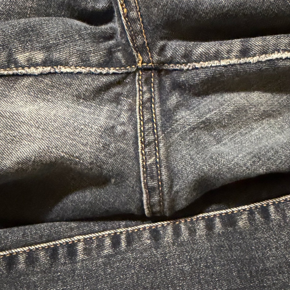 Universal Thread Denim Jeans - Picture 4 of 7